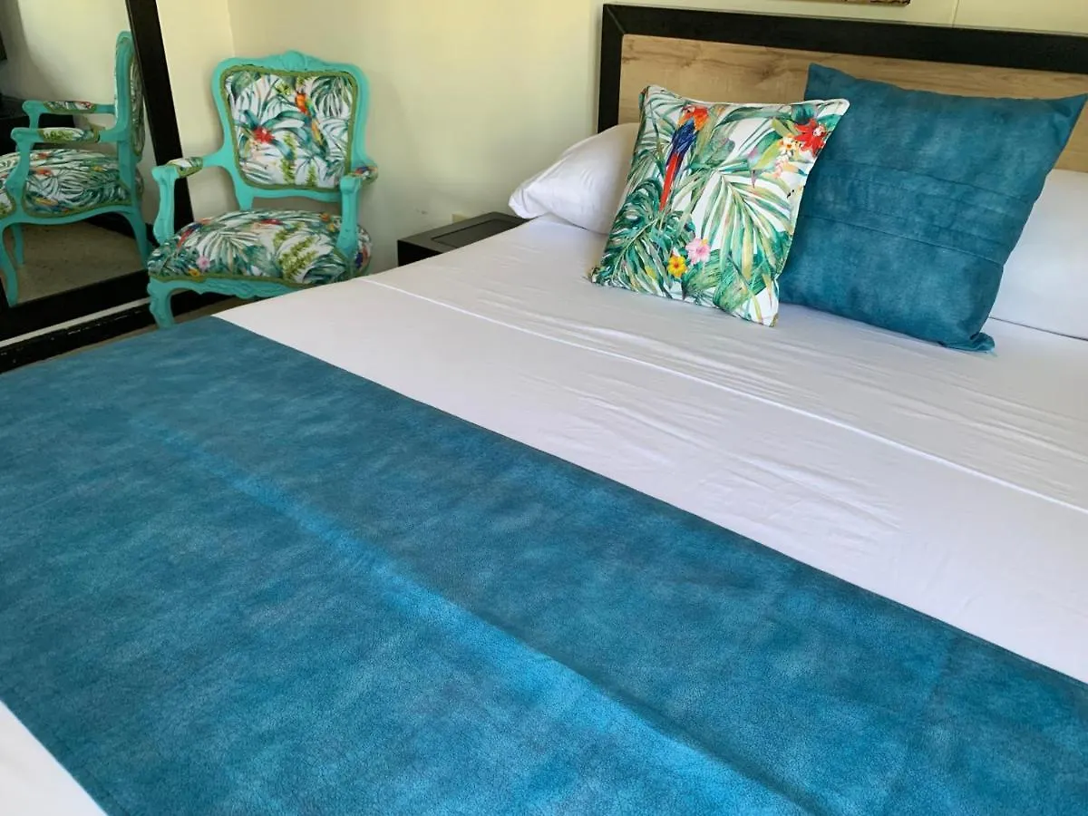 Hotel Bisou Cali 2*,  Colombia