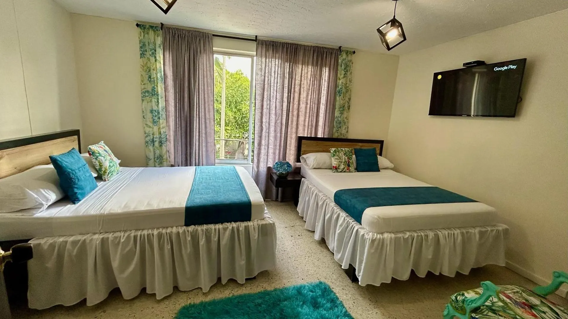 Hotel Bisou Cali